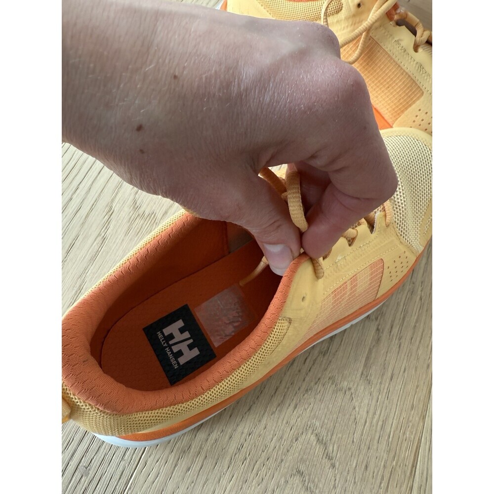$130 Helly Hansen Ahigo Womens 9 Orange Sneakers Shoes Lace Up Workout Hiking - Picture 4 of 7